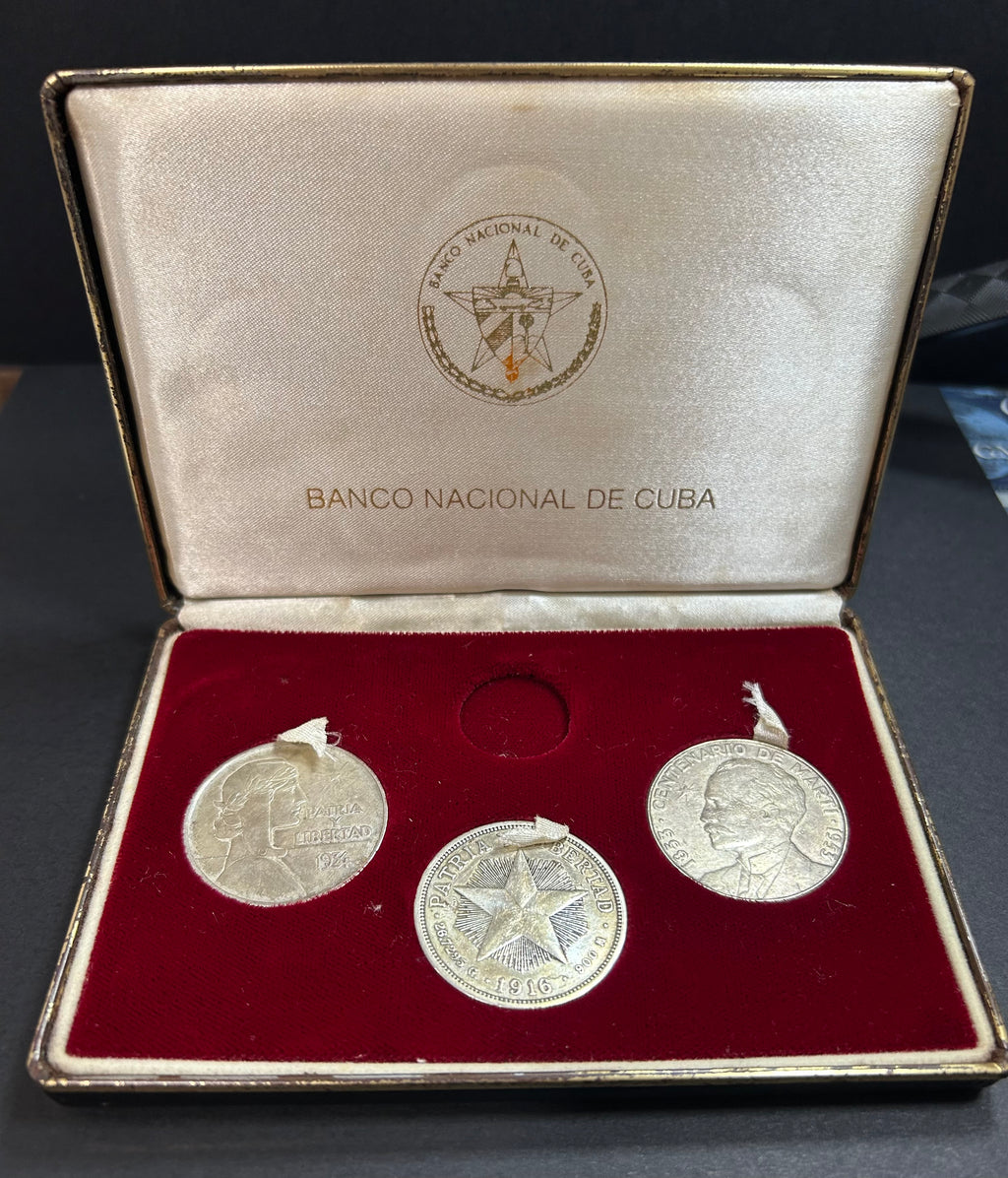 Set de los Tres Pesos Históricos de la Isla 16-34-53