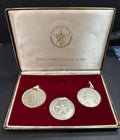 Set de los Tres Pesos Históricos de la Isla 16-34-53